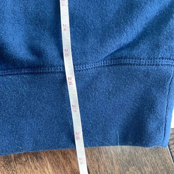 Nautica quarter zip sweatshirt. Navy w/ red logo. Super soft! Men’s size XL - Picture 7 of 10